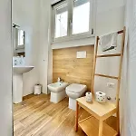 Bam Bam Tiburtina Guest house 4*