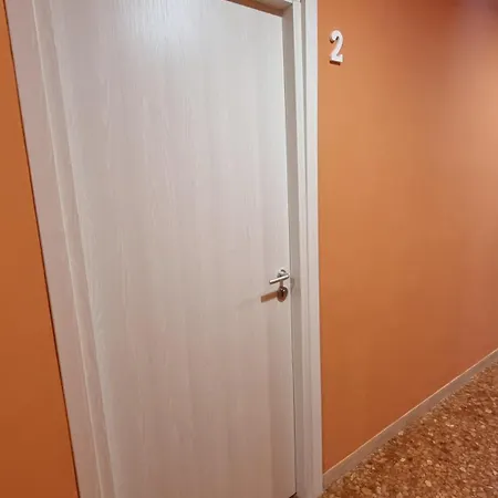 Bam Bam Tiburtina Гостевой дом 4*