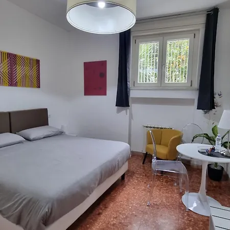 Pensjonat Bam Bam Tiburtina 4*